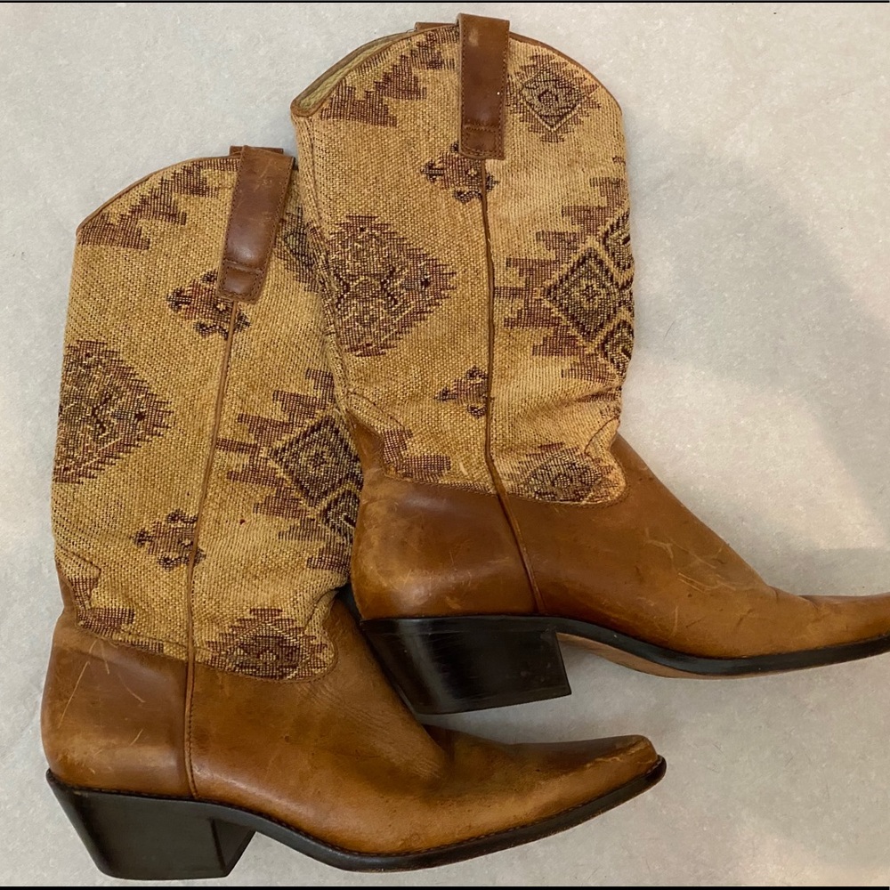 Vero Cuoio brocade cowboy boots